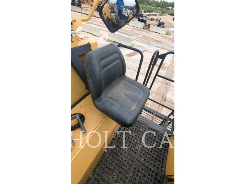 CAT PM200 Equipos para la estabilización de suelos y reciclaje de asfalto