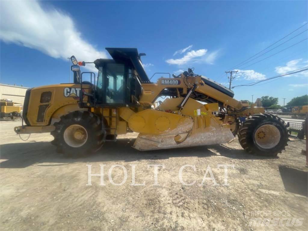 CAT RM400 CAB Equipos para la estabilización de suelos y reciclaje de asfalto