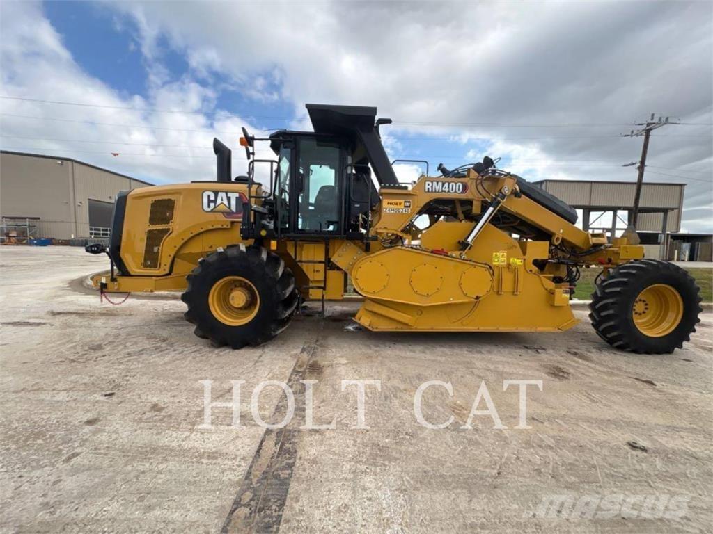 CAT RM400 CAB Equipos para la estabilización de suelos y reciclaje de asfalto