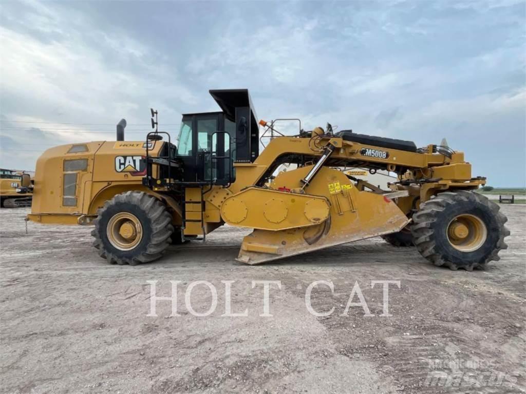 CAT RM500B CAB Equipos para la estabilización de suelos y reciclaje de asfalto