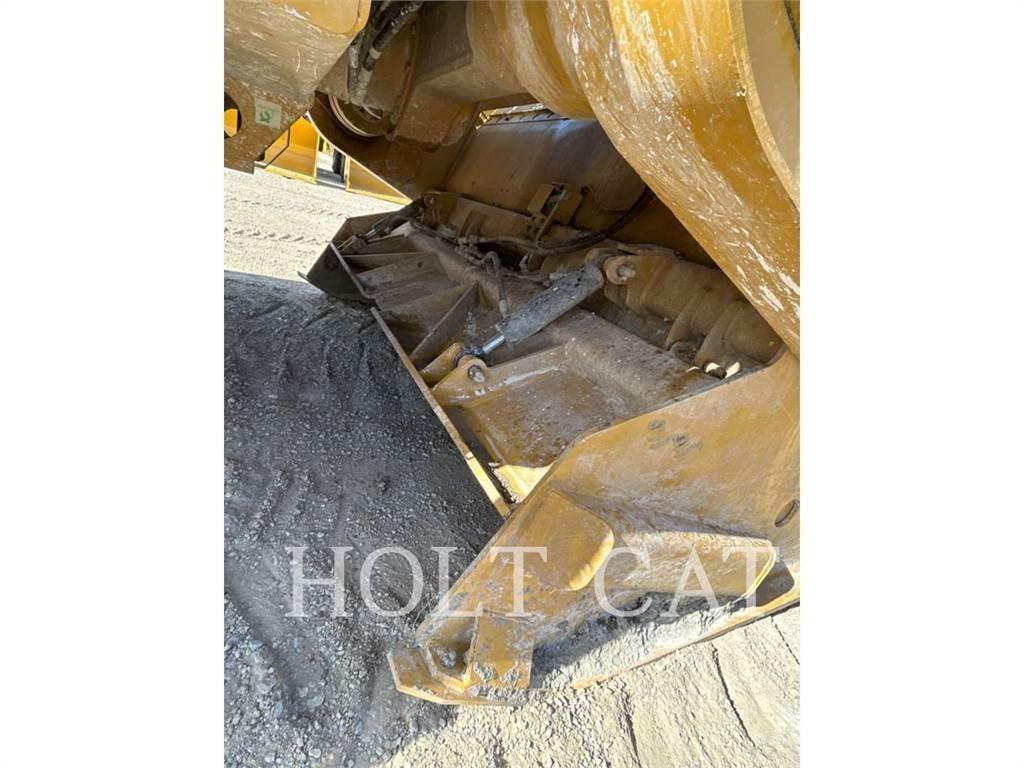 CAT RM500B CAB Equipos para la estabilización de suelos y reciclaje de asfalto