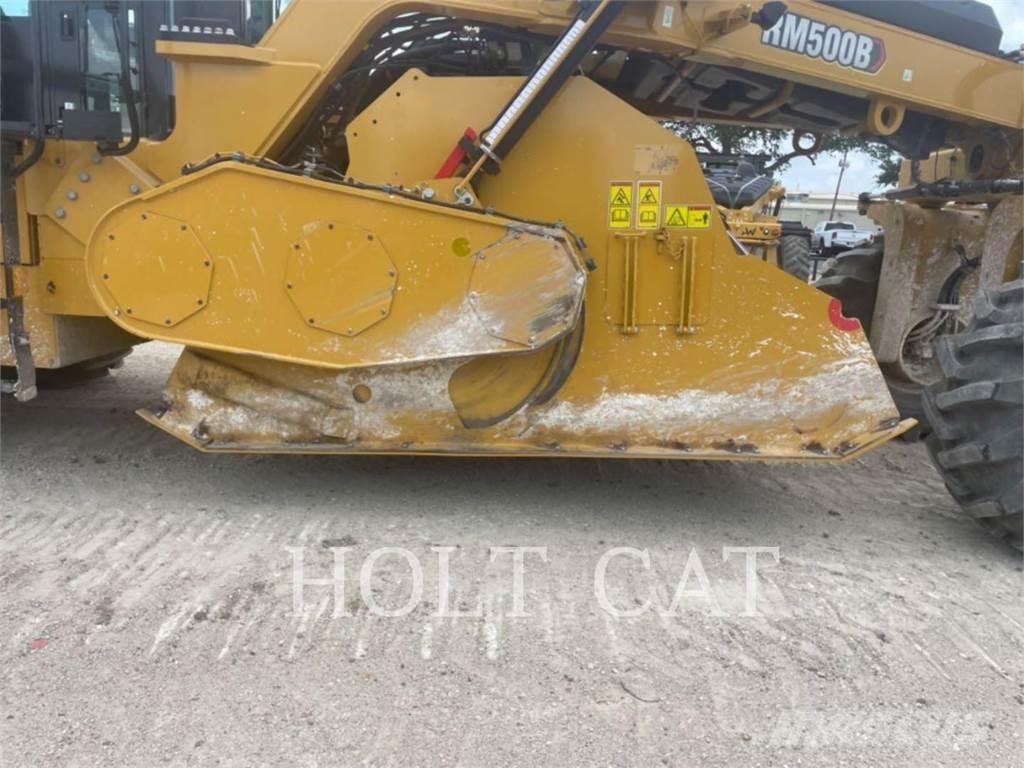 CAT RM500B CAB Equipos para la estabilización de suelos y reciclaje de asfalto