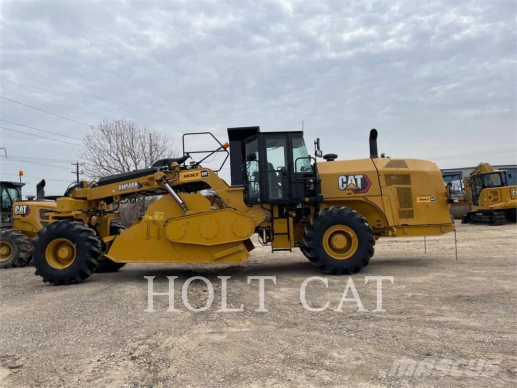 CAT RM500B CAB Equipos para la estabilización de suelos y reciclaje de asfalto