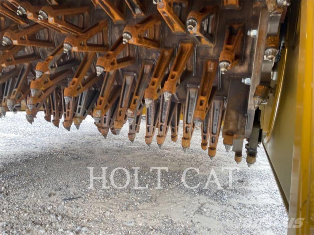 CAT RM500B CAB Equipos para la estabilización de suelos y reciclaje de asfalto