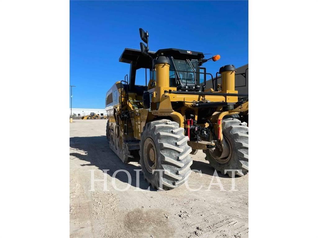 CAT RM600 CAB Equipos para la estabilización de suelos y reciclaje de asfalto