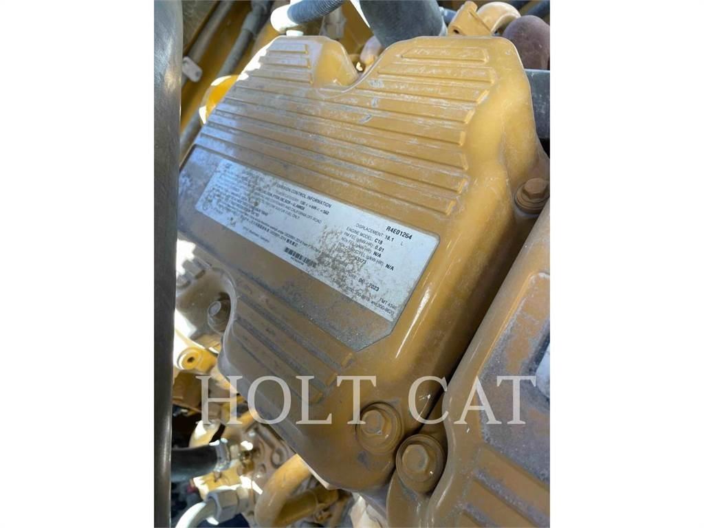 CAT RM600 CAB Equipos para la estabilización de suelos y reciclaje de asfalto