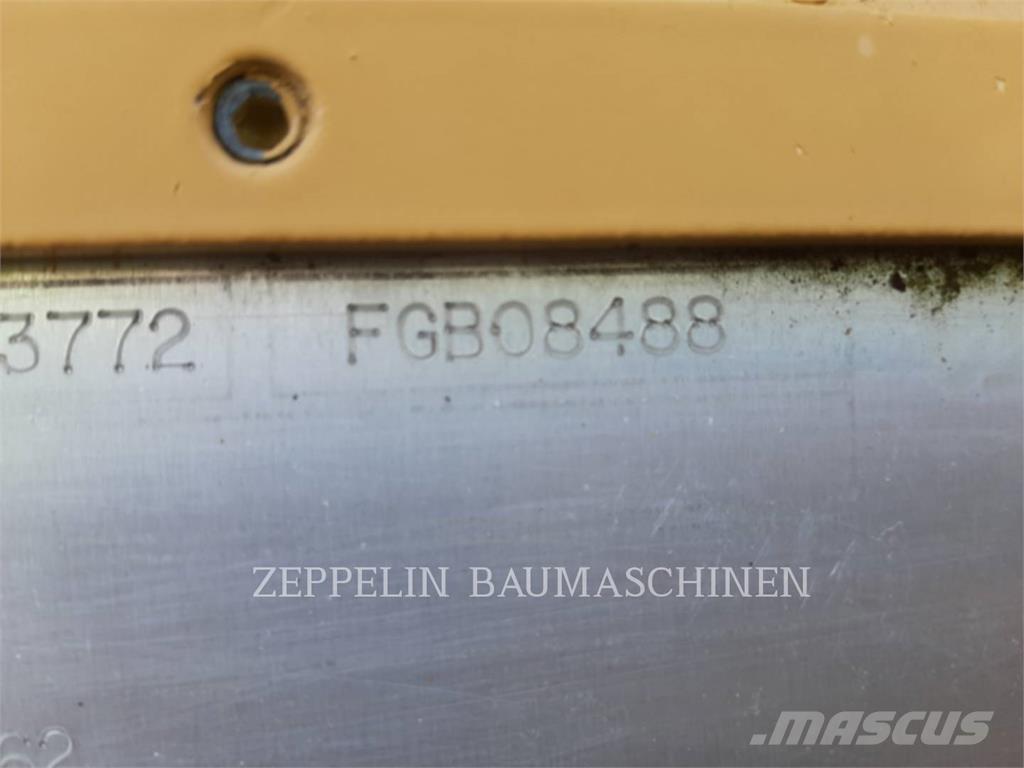 CAT SCHAUFEL CAT 966MXE Cucharones