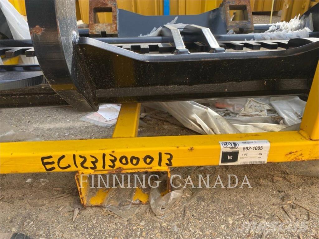 CAT SWL-CR-84IN Uñas para carretilla