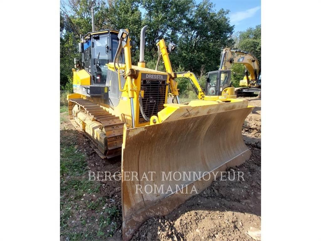 CAT TD-15M Buldozer sobre oruga