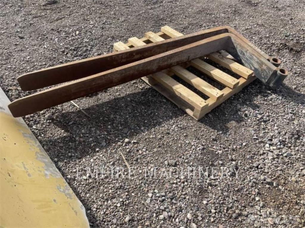 CAT TH-72TINE Uñas para carretilla