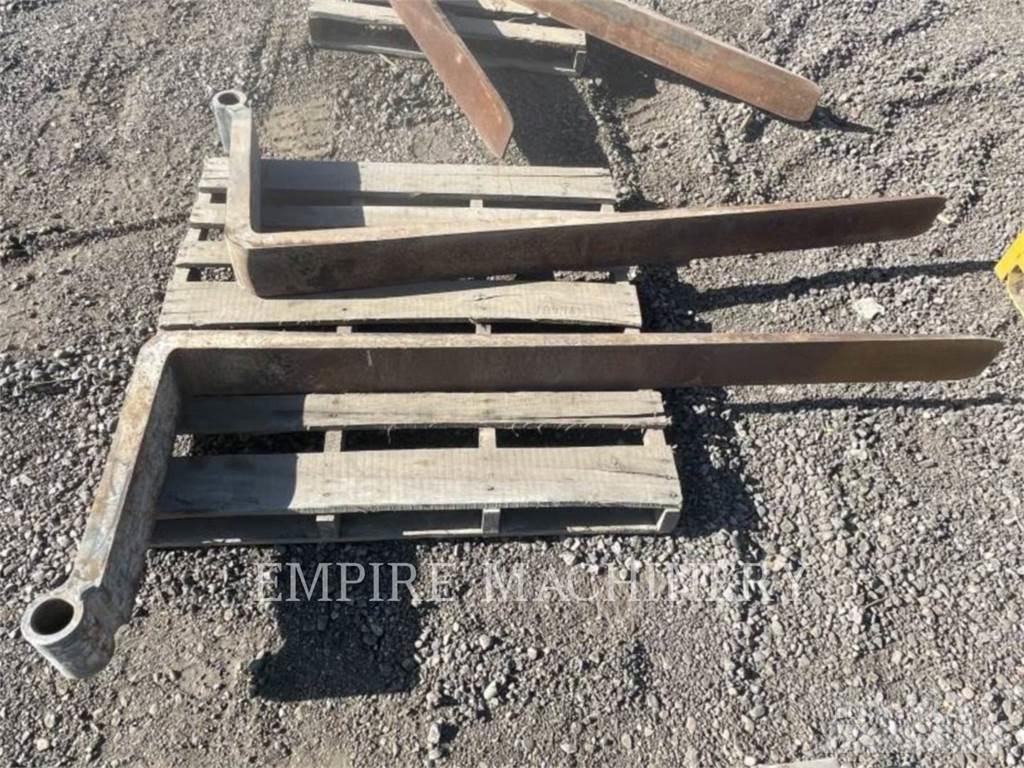 CAT TH TNS72 Uñas para carretilla