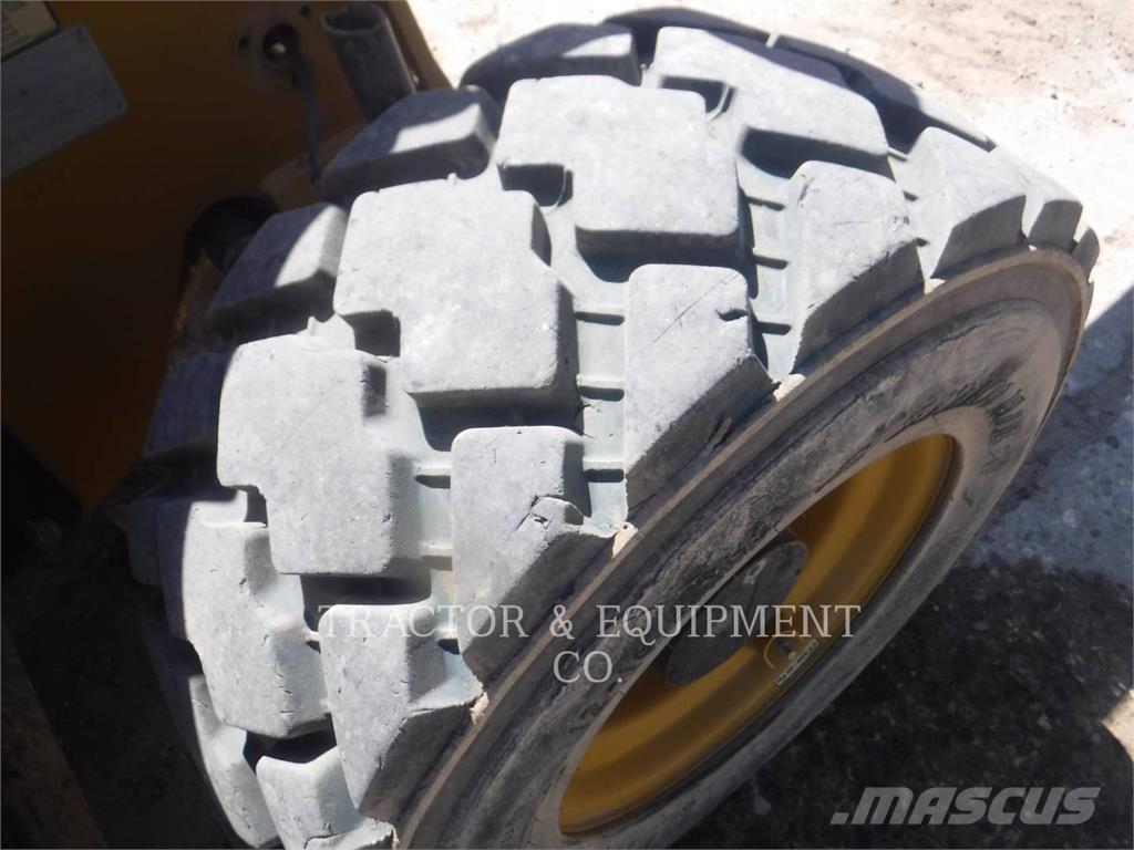 CAT TH255 Carretillas telescópicas