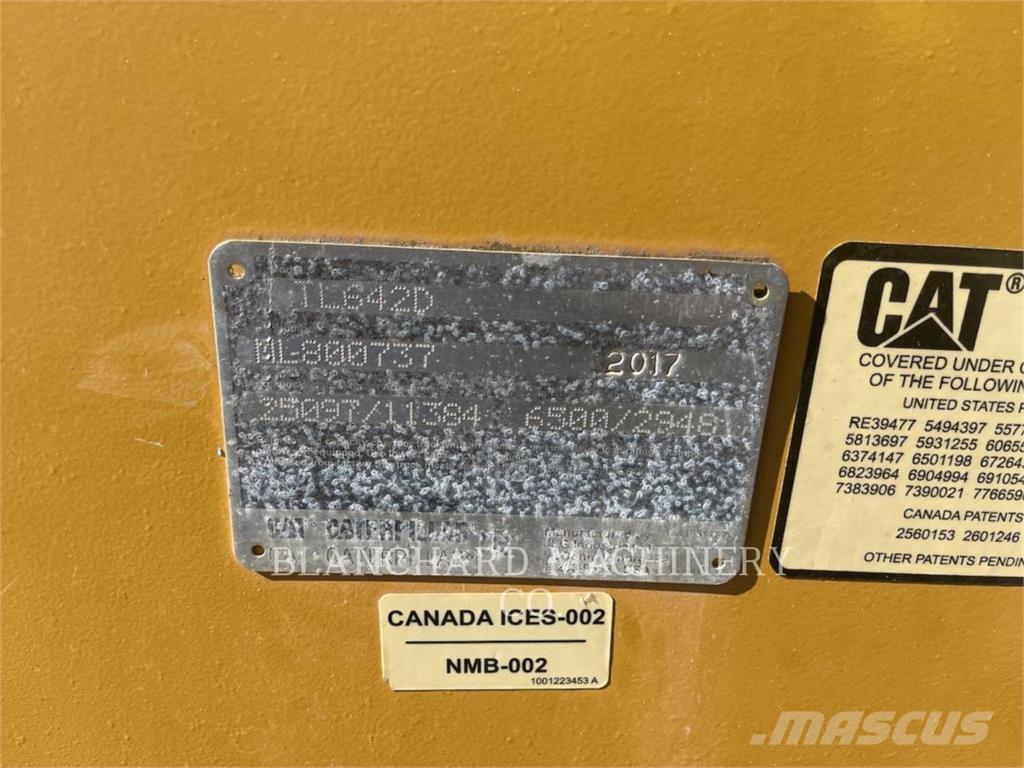 CAT TL642D Carretillas telescópicas