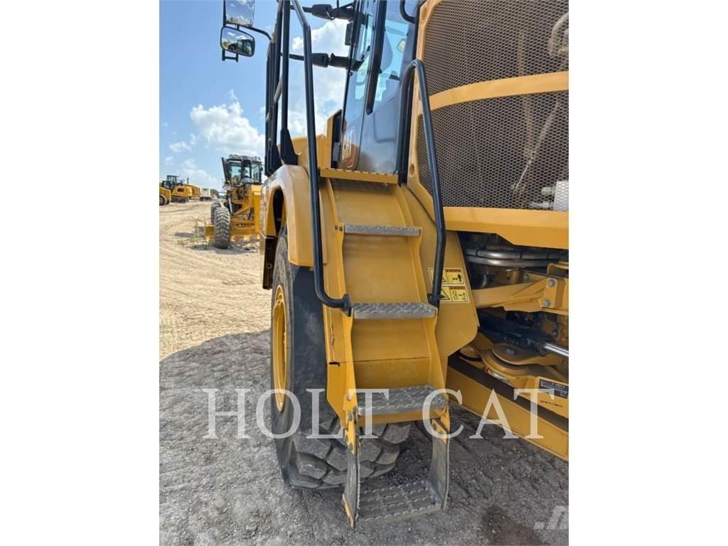 CAT W00 725 Camiones cisterna