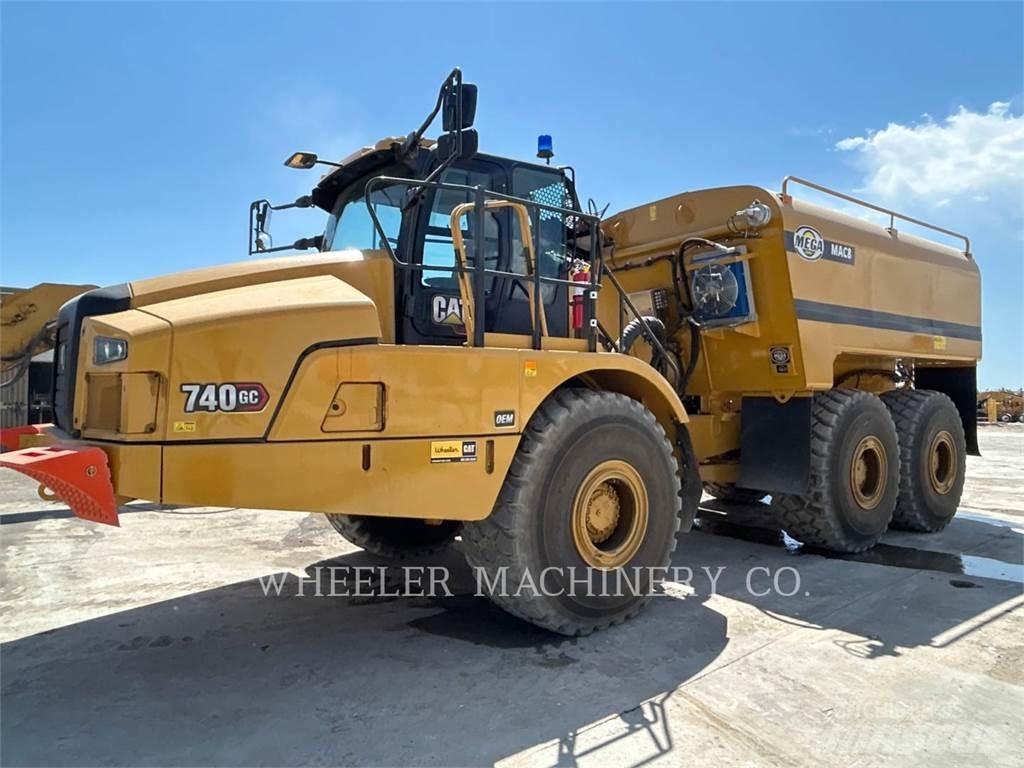 CAT WT 740 GC Camiones cisterna
