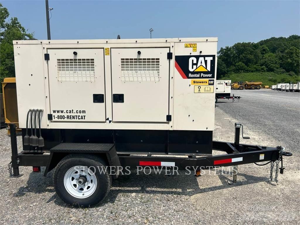 CAT XQ-60 48KW Otros generadores