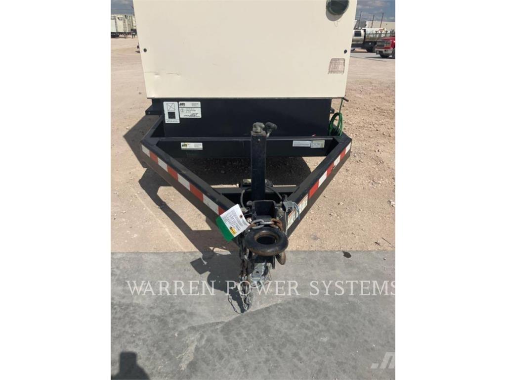 CAT XQ230 T4F Otros generadores