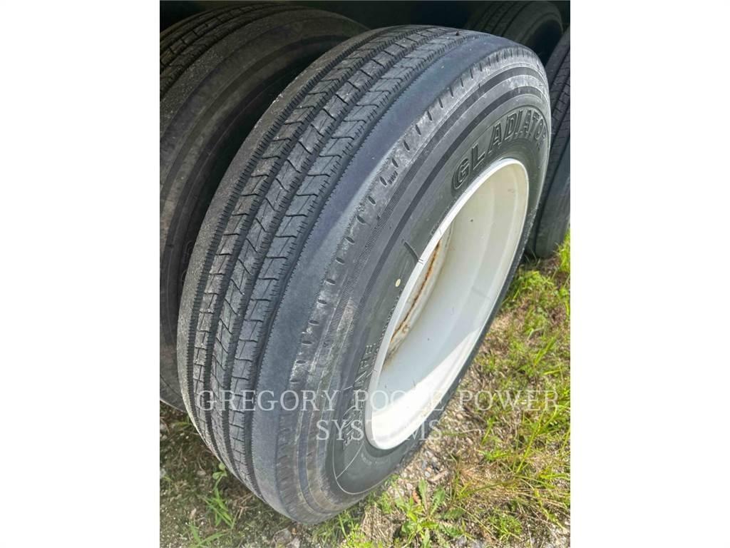CAT XQ500 STEP DECK Otros generadores