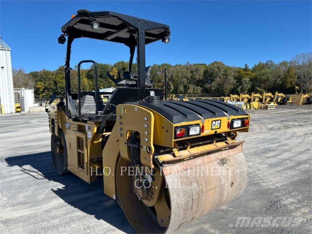  CB7 Compactadores de suelo