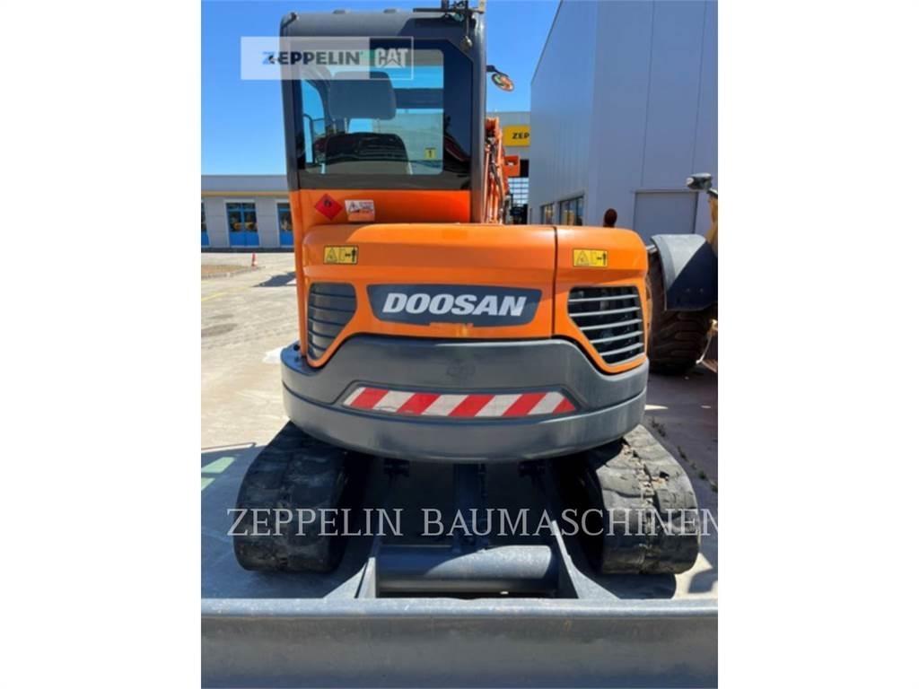 Doosan DX63-3 Excavadoras de cadenas