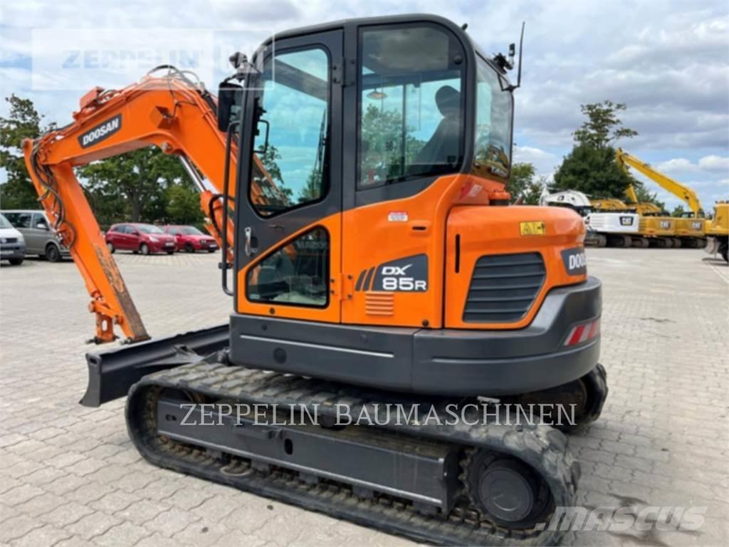 Doosan DX85R-3 Excavadoras de cadenas