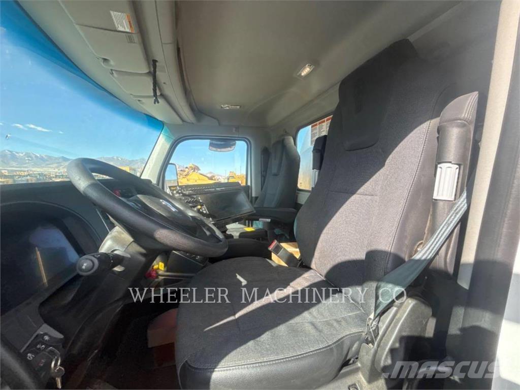  E.D. ETNYRE DIST 3500 Pulverizador de asfalto