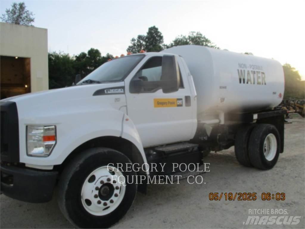 Ford F650 Camiones cisterna