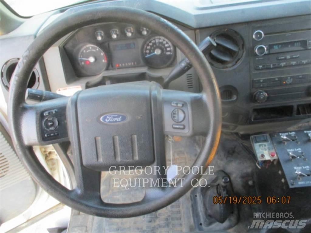 Ford F650 Camiones cisterna