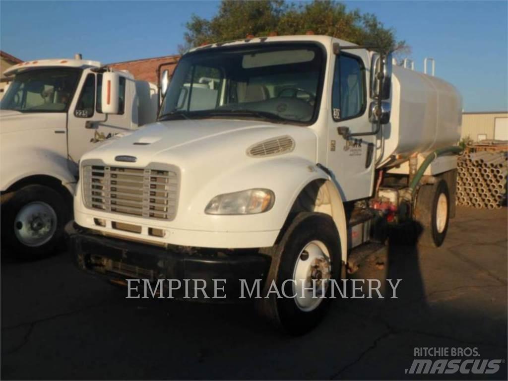 Freightliner 2K WT Camiones cisterna