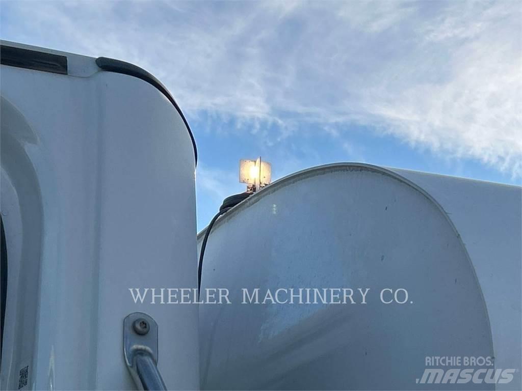Freightliner WT4000 A Camiones cisterna