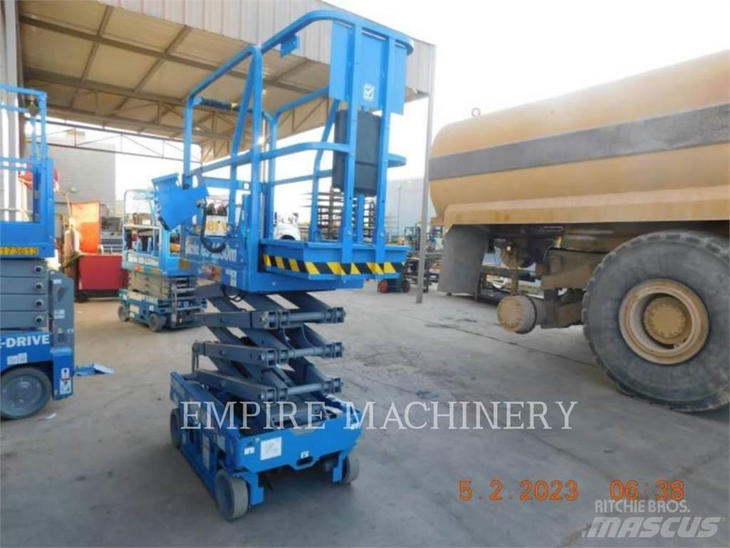 Genie GS1330 Plataforma de trabajo articulada
