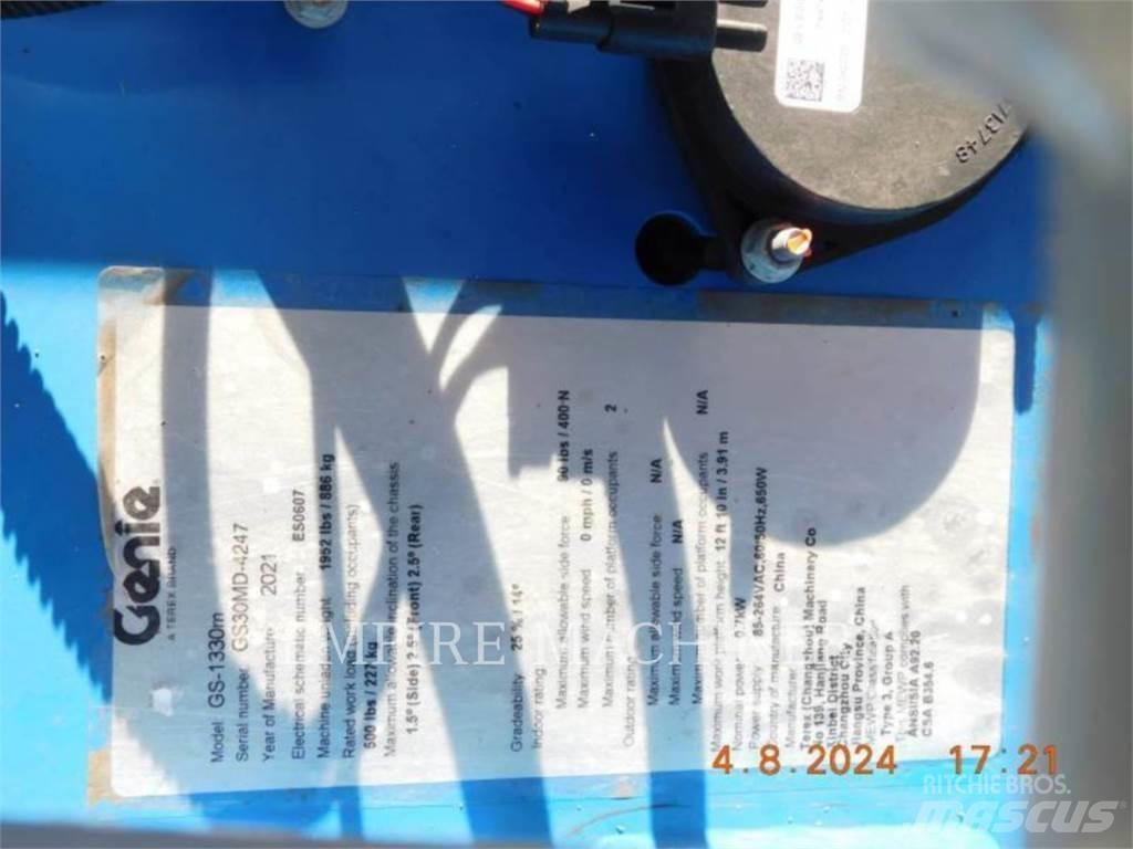 Genie GS1330 Plataforma de trabajo articulada