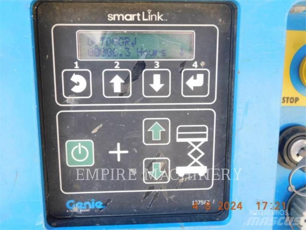 Genie GS1330 Plataforma de trabajo articulada