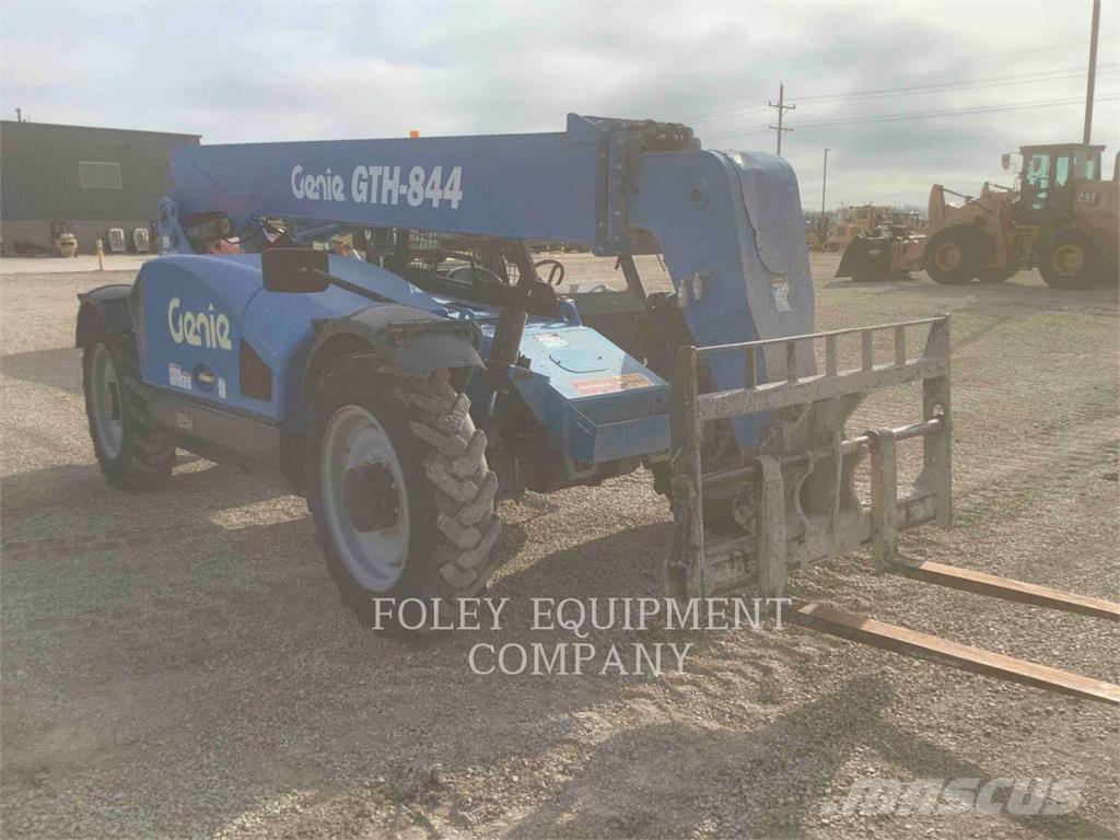 Genie GTH844DO Carretillas telescópicas