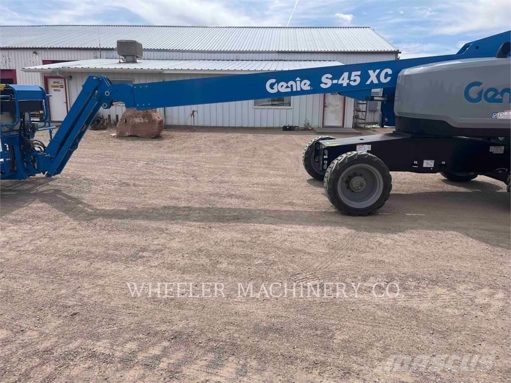 Genie S45XC Plataforma de trabajo articulada