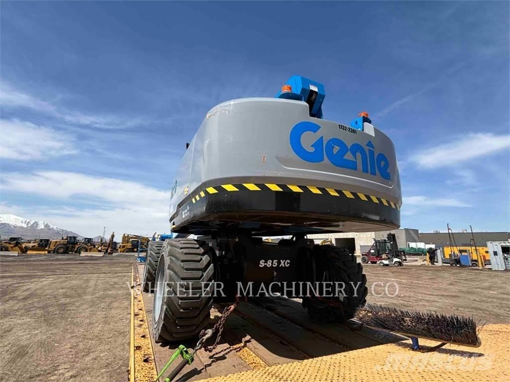 Genie S85XC Plataforma de trabajo articulada