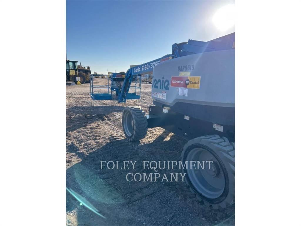 Genie Z60/37FE Plataforma de trabajo articulada