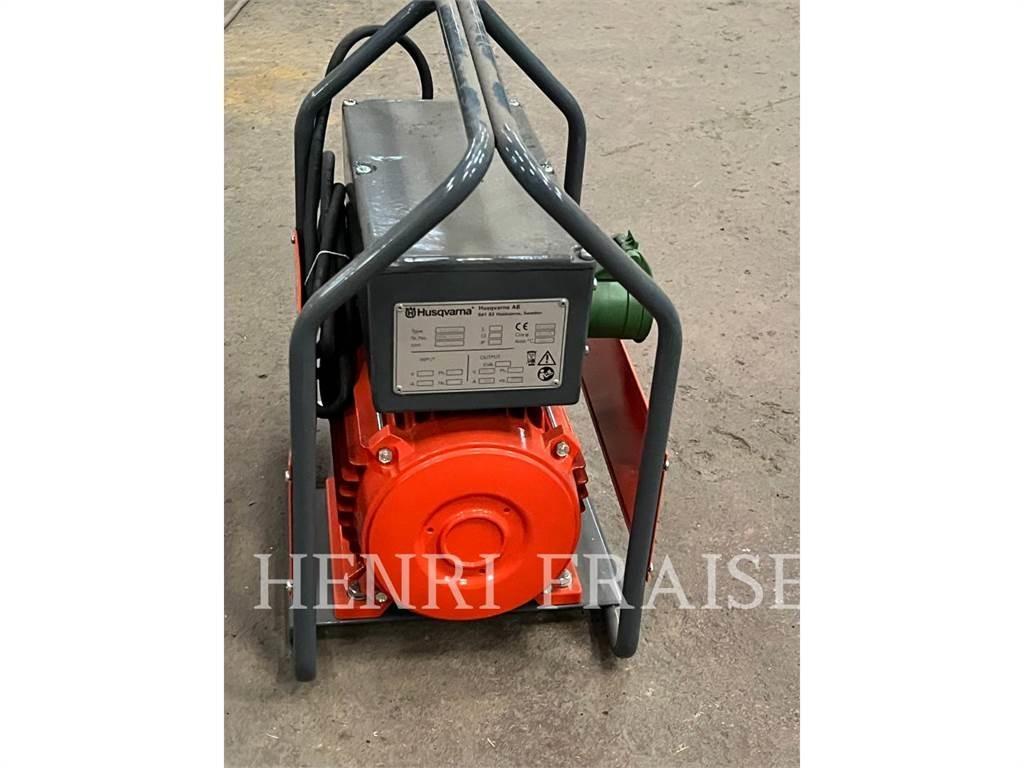 Husqvarna CF11 Construcción - Otros