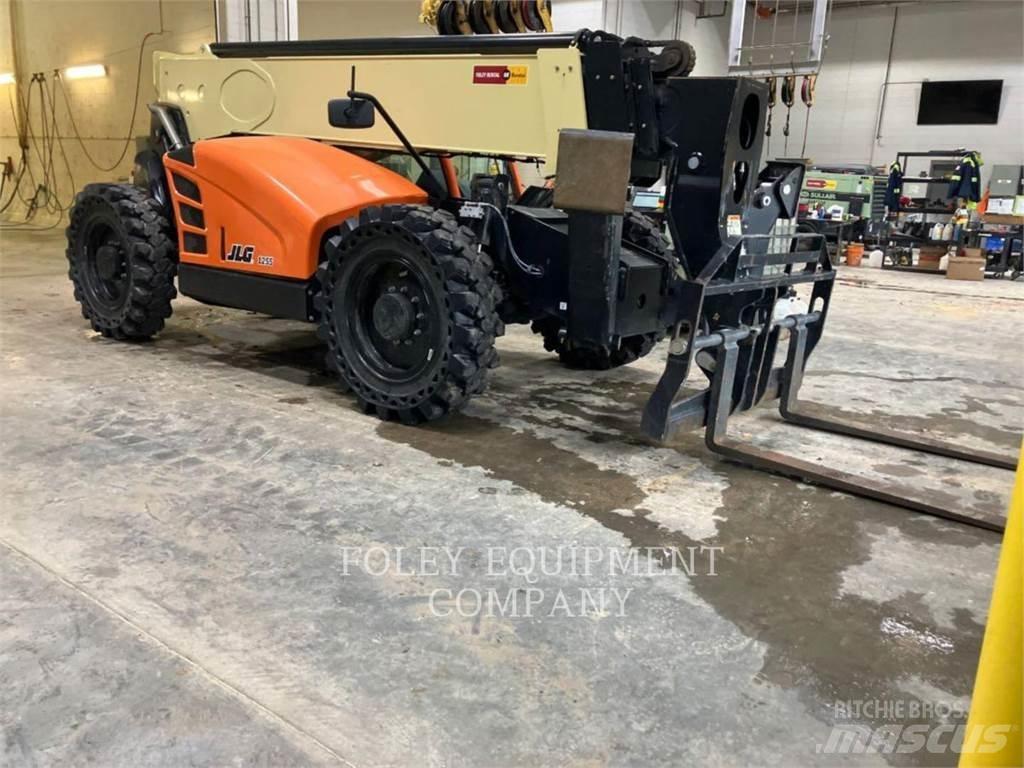JLG 1255C Carretillas telescópicas