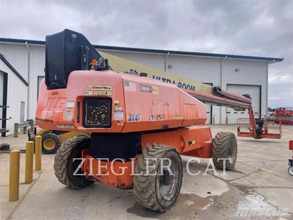 JLG 1350SJP Plataforma de trabajo articulada