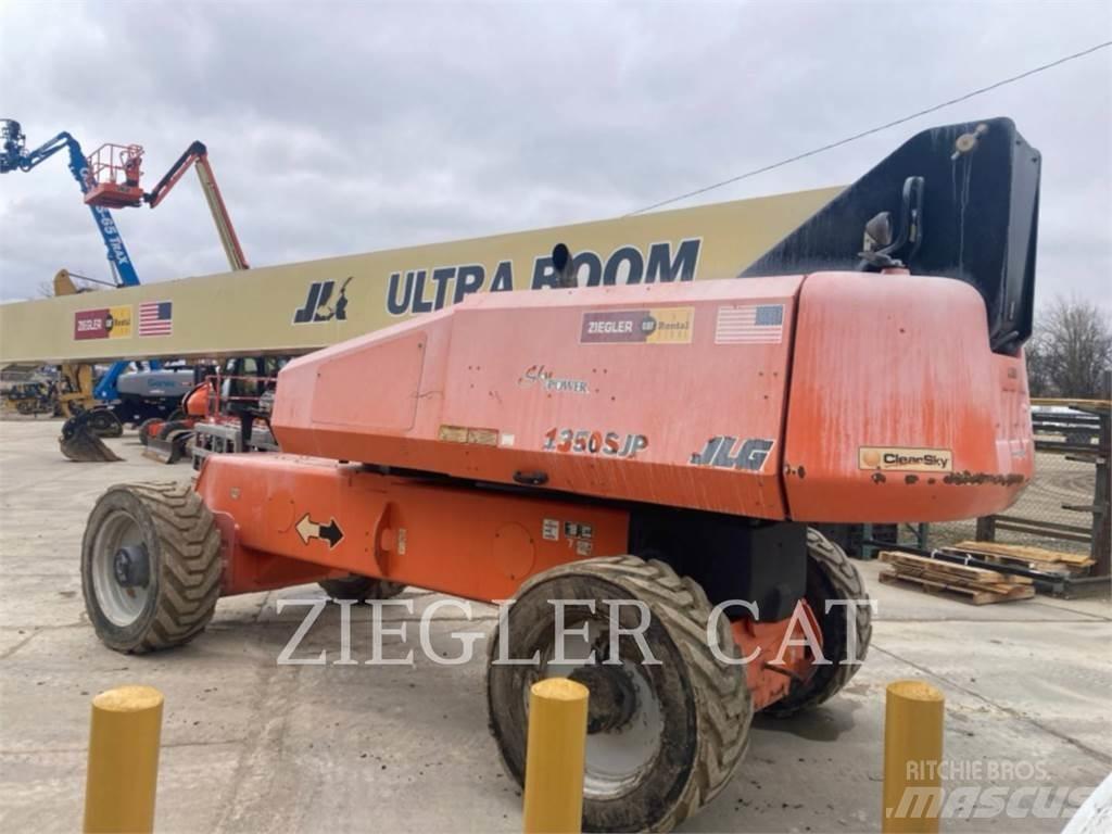 JLG 1350SJP Plataforma de trabajo articulada