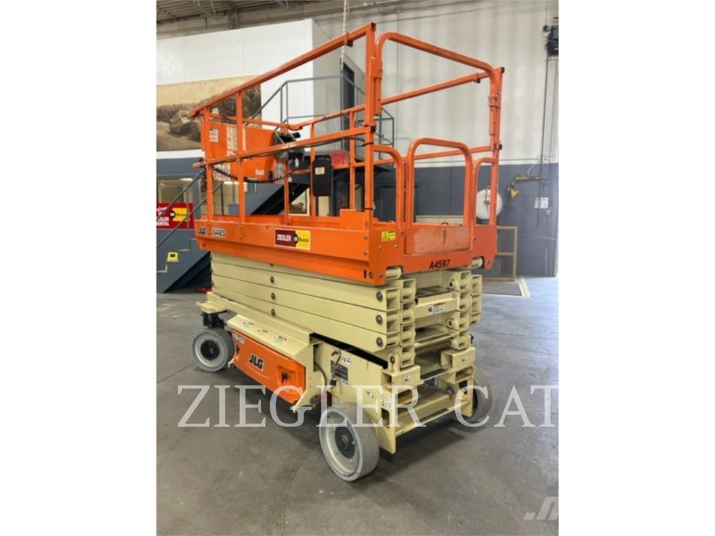 JLG 2646ES Plataformas tijera