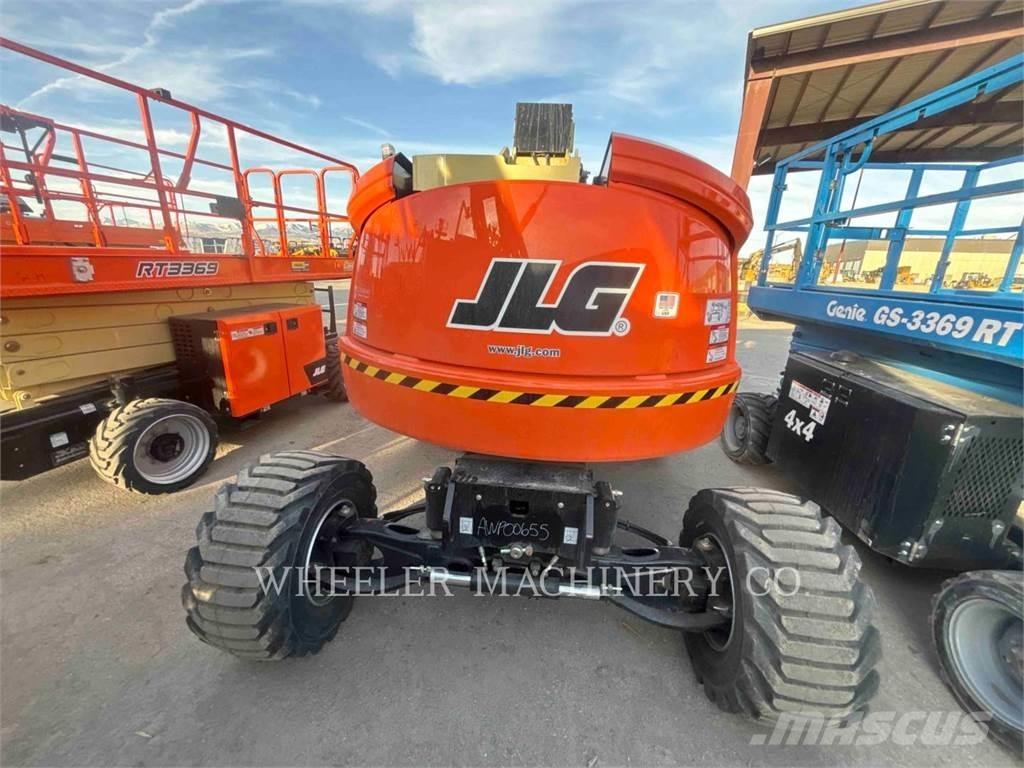 JLG 450AJ Plataforma de trabajo articulada