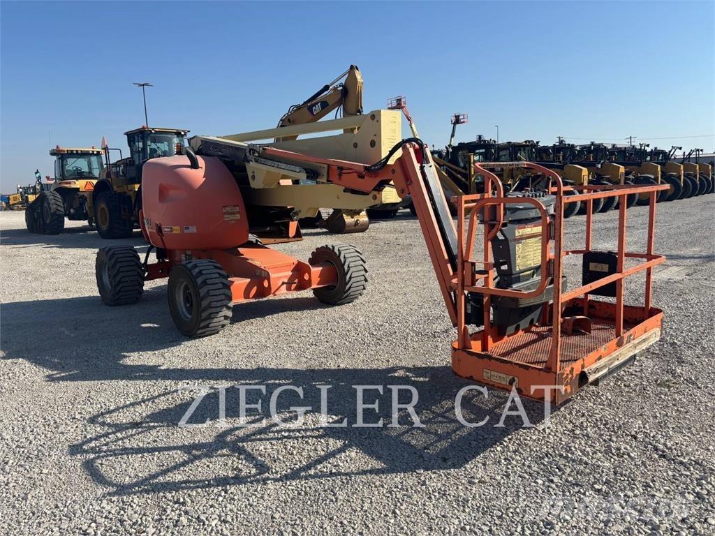 JLG 450AJ Plataforma de trabajo articulada