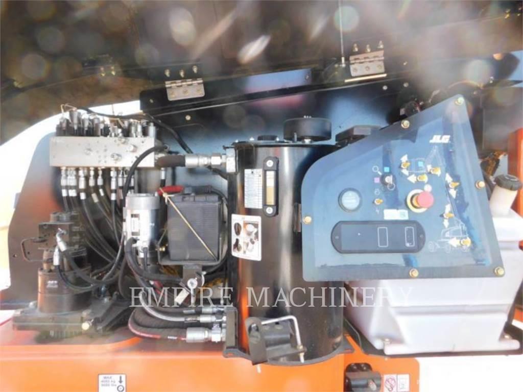JLG 460SJ Plataforma de trabajo articulada