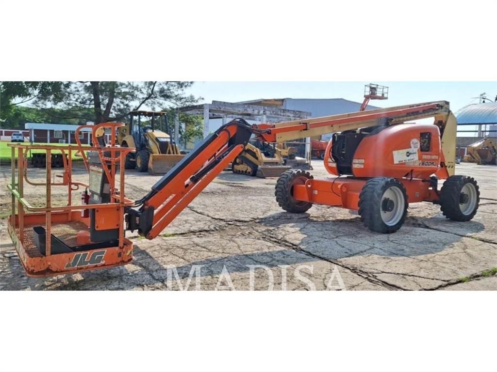 JLG 600AJ Plataforma de trabajo articulada