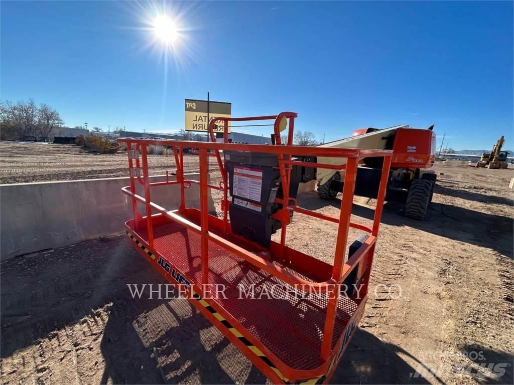 JLG 600S SP Plataforma de trabajo articulada