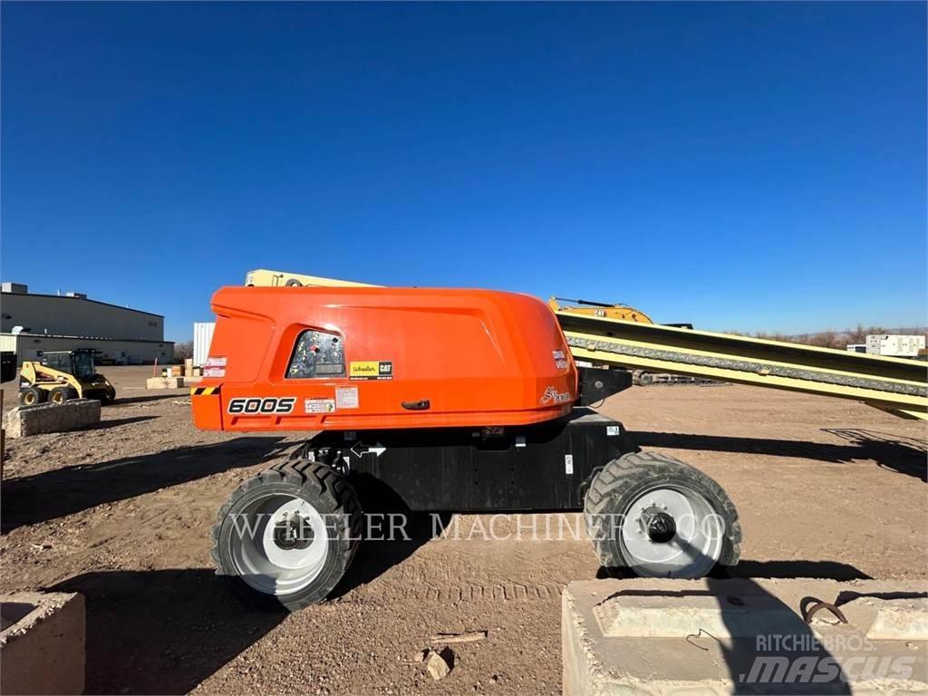 JLG 600S SP Plataforma de trabajo articulada