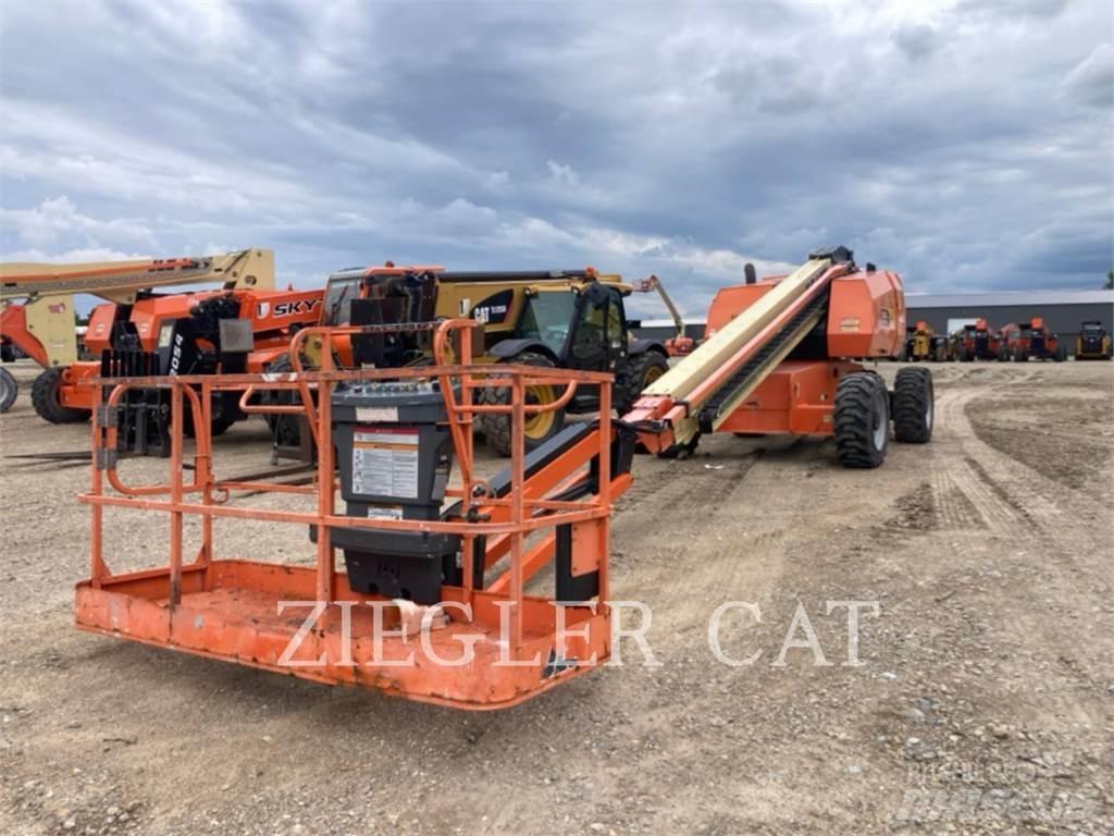 JLG 660SJ Plataforma de trabajo articulada