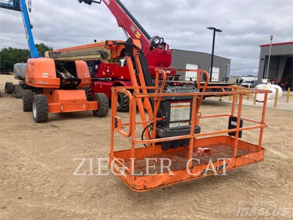 JLG 660SJ Plataforma de trabajo articulada